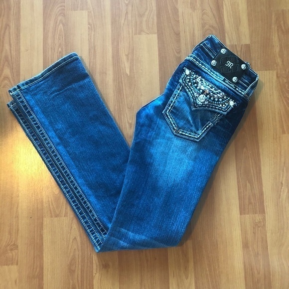 Miss Me Signature Boot Jeans - Picture 10 of 16